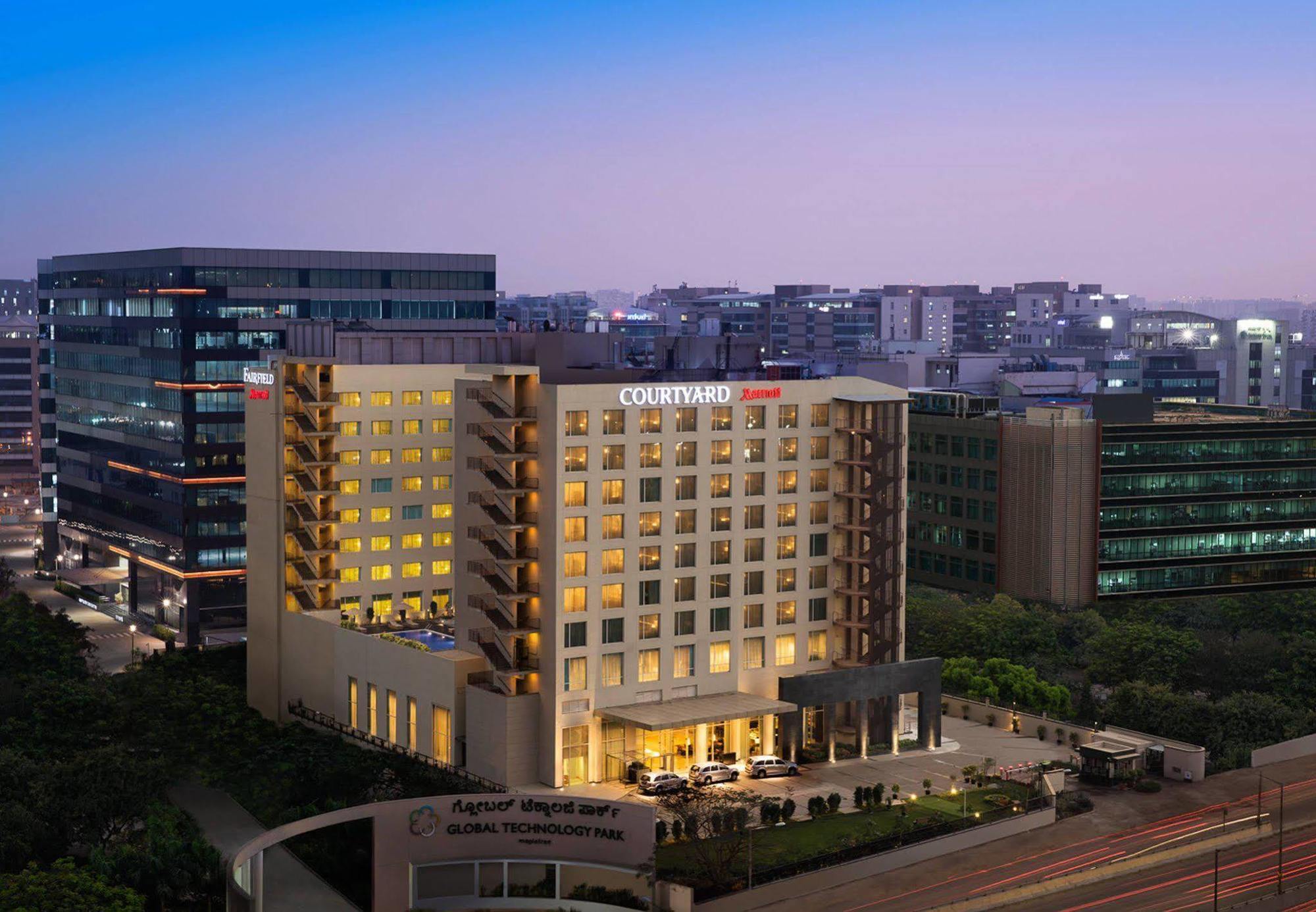 Courtyard By Marriott Bengaluru Outer Ring Road Hotel Exterior photo